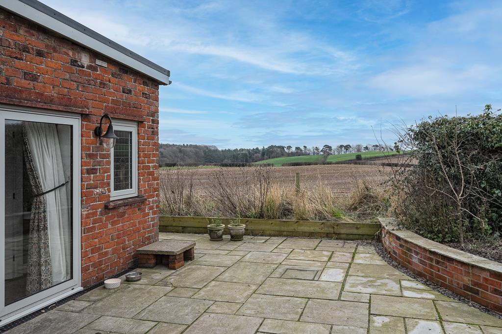 Waste Lane, Kelsall, Tarporley CW Estate Agents